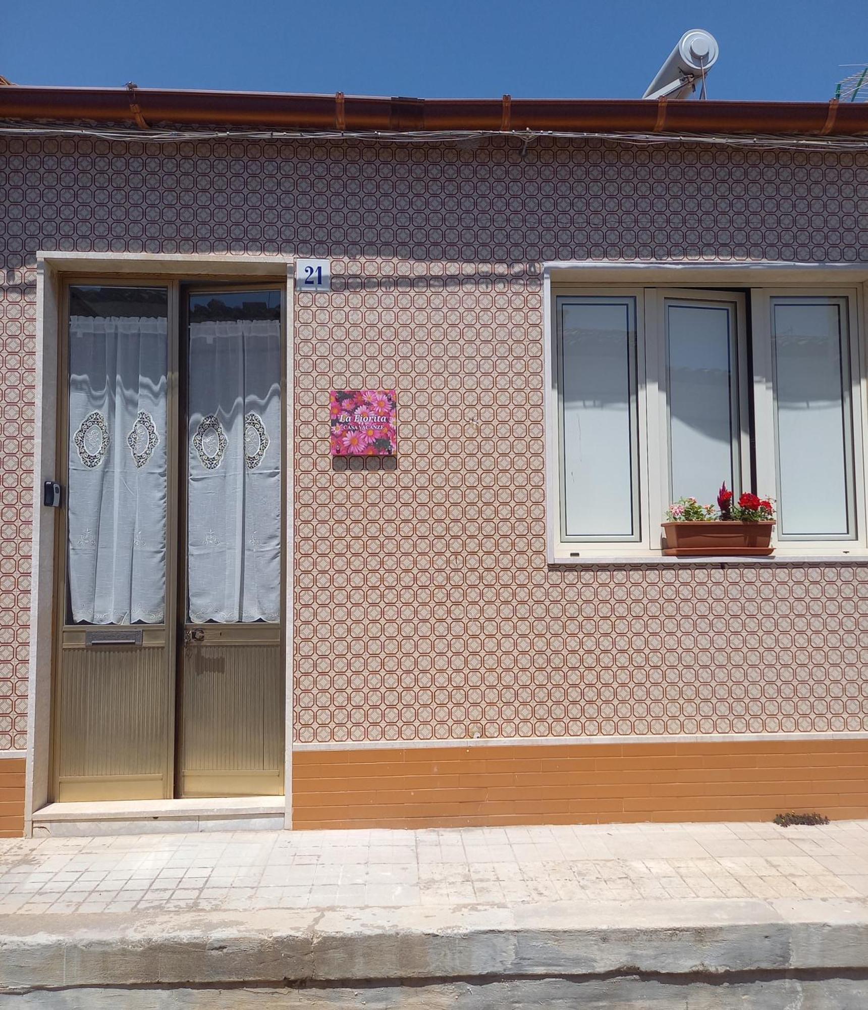 La Fiorita Apartment Canicattini Bagni Exterior photo